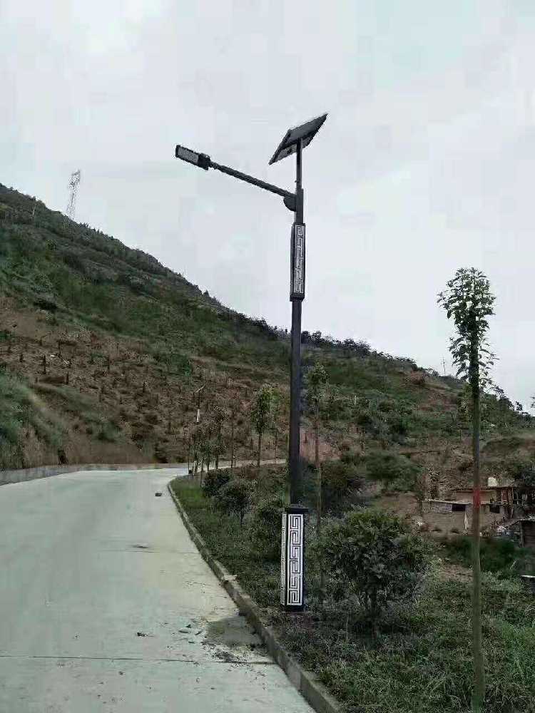 牙克石市仿古太阳能路灯